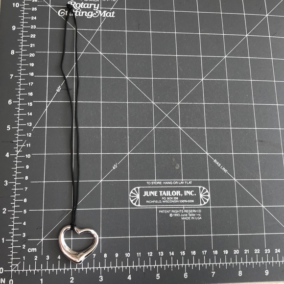 Elsa Peretti Open Heart Necklace - Picture 3 of 5